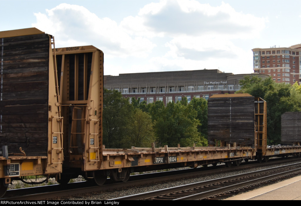 806134